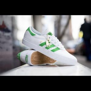 New adidas skateboarding Ease-premiere away day